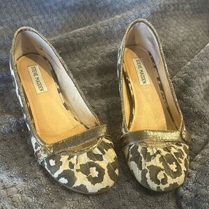 NWOT adorable Steve Madden “Miraa” leopard print and bronze shoes sz7.5